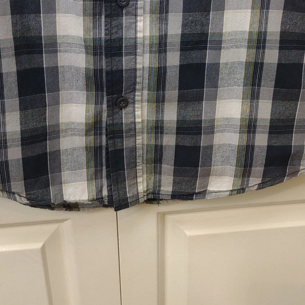 Levi's Authentics Signature All Cotton LS BU Chest Pocket Black Grey Plaid Shirt